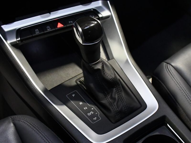 Audi Q3 Advanced 35 TDI 150 S-Tronic GPS Virtual Caméra Car Play ACC Pré Sense LED JA 18