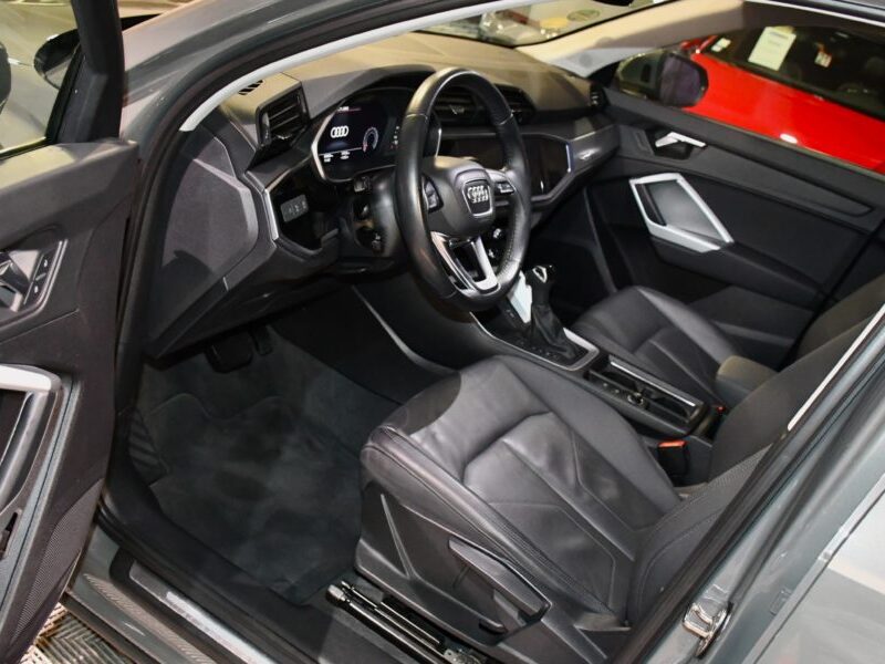 Audi Q3 Advanced 35 TDI 150 S-Tronic GPS Virtual Caméra Car Play ACC Pré Sense LED JA 18