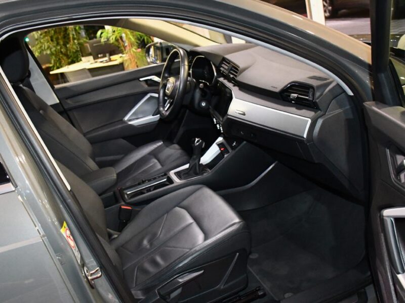 Audi Q3 Advanced 35 TDI 150 S-Tronic GPS Virtual Caméra Car Play ACC Pré Sense LED JA 18