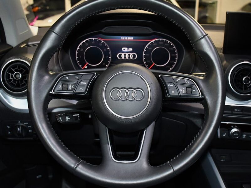 Audi Q2 Sport 35 TFSI 150 S-Tronic GPS Virtual Cuir Caméra ACC Pré Sense Car Play LED Hayon JA 17