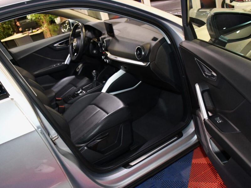 Audi Q2 Sport 35 TFSI 150 S-Tronic GPS Virtual Cuir Caméra ACC Pré Sense Car Play LED Hayon JA 17