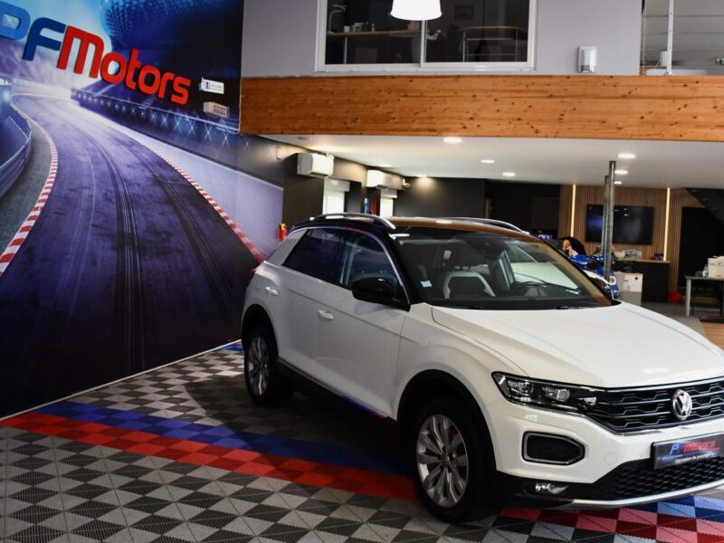 Volkswagen T-Roc Carat 2.0 TDI 150 DSG GPS Virtual ACC Keyless Car Play Front Attelage Side JA 17