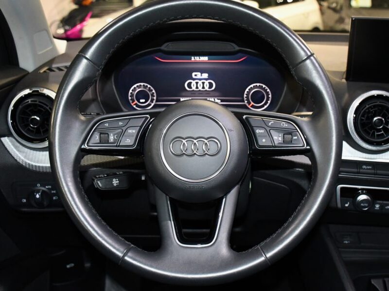 Audi Q2 Advanced 35 TFSI 150 S-Tronic GPS Virtual Cuir Régulateur Caméra Pré Sense Hayon Audi Smartphone JA 17