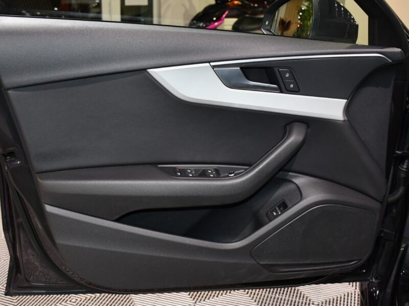 Audi A4 Avant Business 35 TDI 163 Tiptronic 7 GPS Hayon Cuir Virtual Pré Sense Efficience TO JA 18