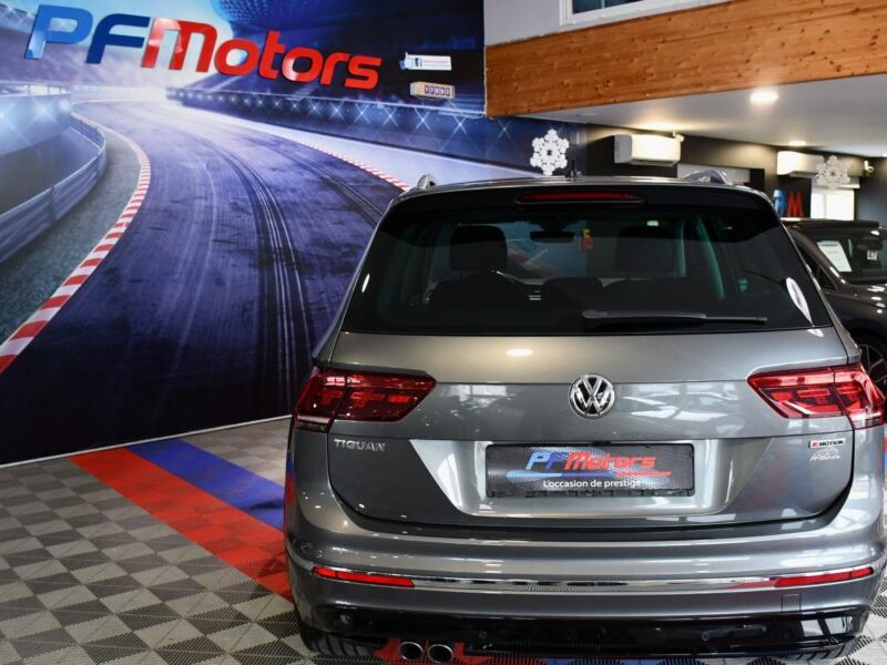 Volkswagen Tiguan R-Line Carat 2.0 TDI 150 DSG 4Motion GPS Virtual ACC Mode Caméra Ergo Car Play Parc Assist JA 19