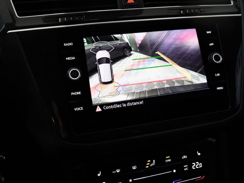 Volkswagen Tiguan R-Line 2.0 TDI 200 DSG 4Motion GPS Virtual ACC Front Lane DCC ACC Car Play Caméra Attelage IQ Light JA 20