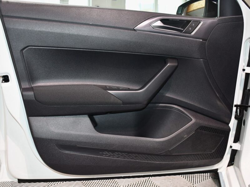 Volkswagen Polo GTI 2.0 TSI 207 DSG GPS Virtual Beats IQ Light Front Lane Car Play ACC JA 18 Garantie VW 10/04/2027 ou 100.000 km