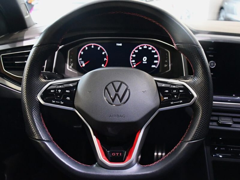 Volkswagen Polo GTI 2.0 TSI 207 DSG GPS Virtual Beats IQ Light Front Lane Car Play ACC JA 18 Garantie VW 10/04/2027 ou 100.000 km