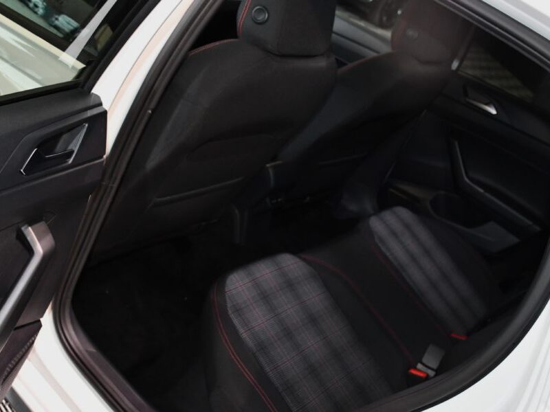 Volkswagen Polo GTI 2.0 TSI 207 DSG GPS Virtual Beats IQ Light Front Lane Car Play ACC JA 18 Garantie VW 10/04/2027 ou 100.000 km