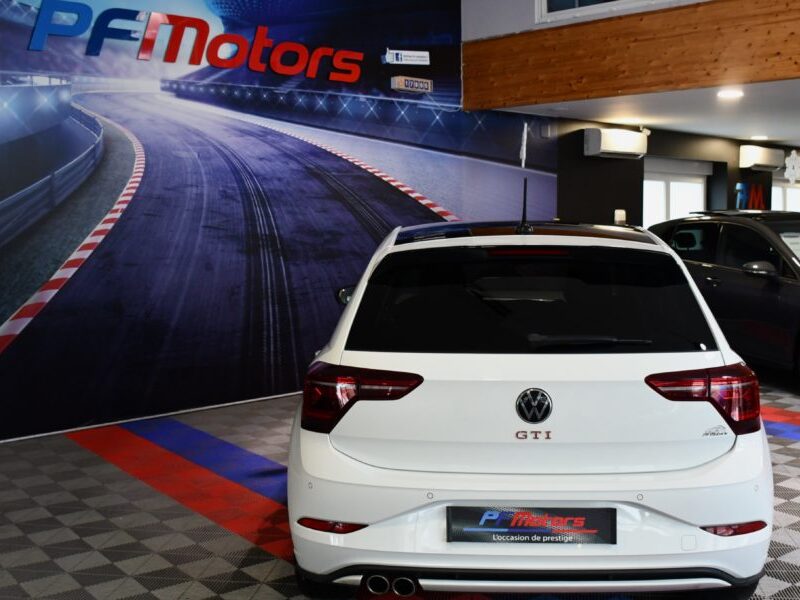 Volkswagen Polo GTI 2.0 TSI 207 DSG GPS Virtual Beats IQ Light Front Lane Car Play ACC JA 18 Garantie VW 10/04/2027 ou 100.000 km