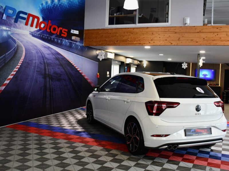 Volkswagen Polo GTI 2.0 TSI 207 DSG GPS Virtual Beats IQ Light Front Lane Car Play ACC JA 18 Garantie VW 10/04/2027 ou 100.000 km