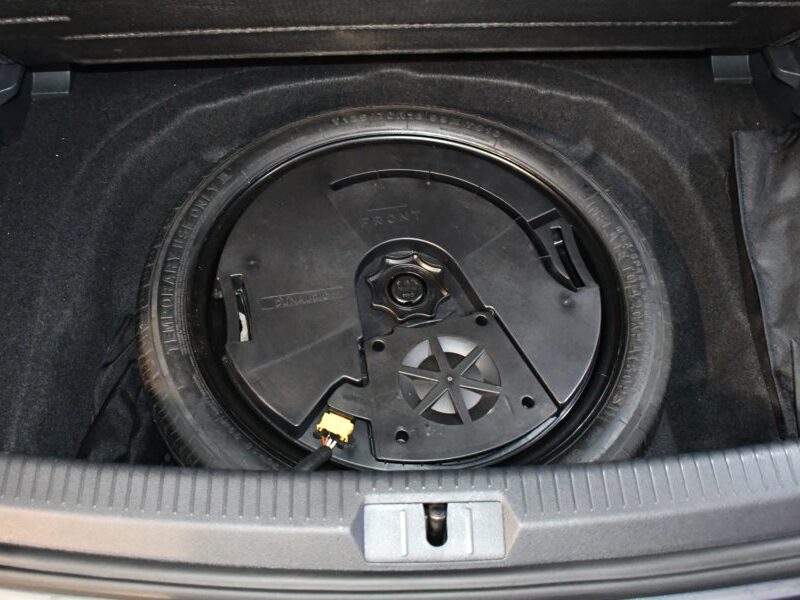 Volkswagen Golf 7 Facelift Performance 2.0 TSI 245 DSG GPS Virtual Dynaudio ACC DCC Caméra Honeycomb Combinés Filtés Pilotés KW JA 18 PAS DE MALUS