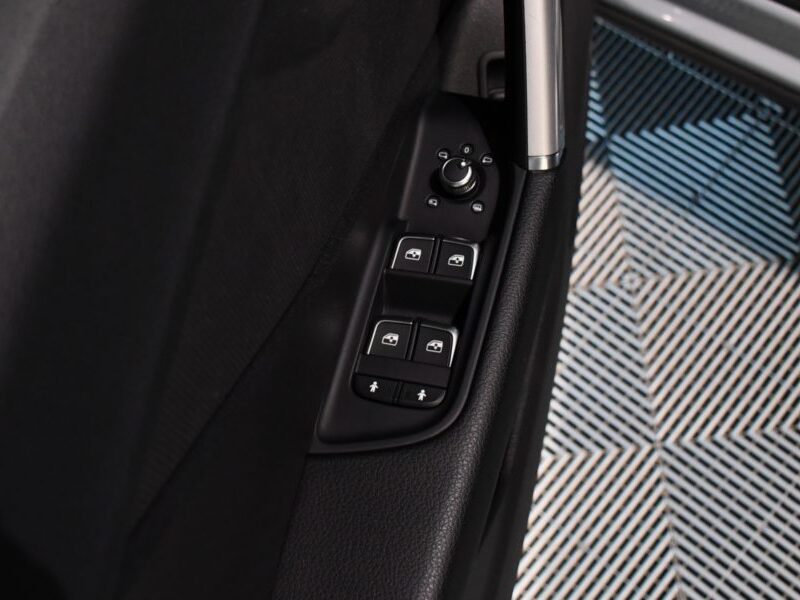 Audi Q2 Design Luxe 35 TFSI 150 S-Tronic GPS Virtual TO Caméra Régulateur Drive LED Hayon Pré Sense JA 18