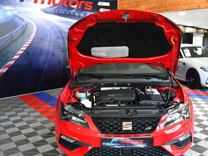 Séat Léon ST Cupra 2.0 TSI 300 4Drive DSG Virtual ACC DCC Caméra Front Lane Caméra Full Linck TO Beats JA 19