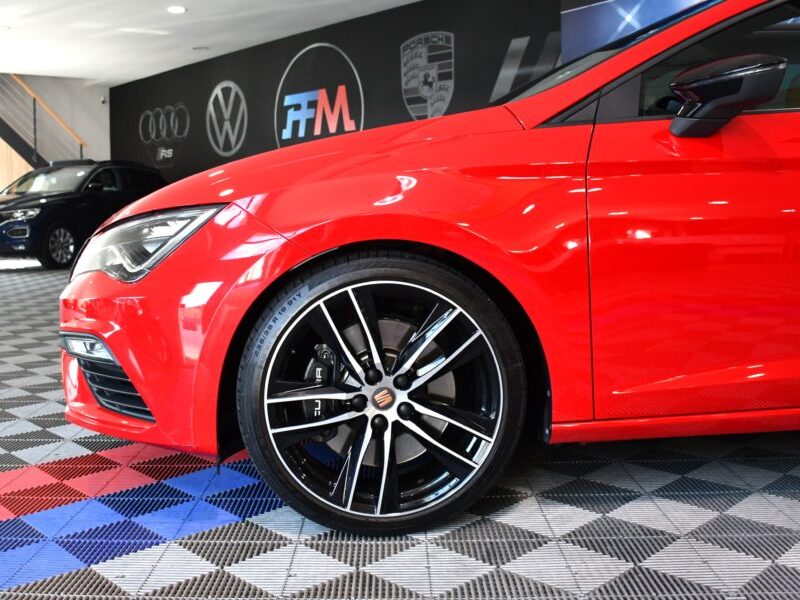 Séat Léon ST Cupra 2.0 TSI 300 4Drive DSG Virtual ACC DCC Caméra Front Lane Caméra Full Linck TO Beats JA 19