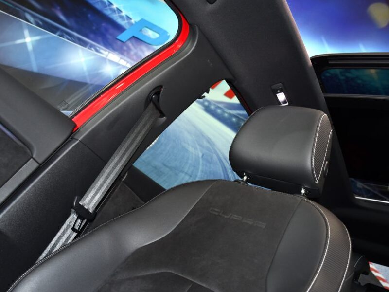 Séat Léon ST Cupra 2.0 TSI 300 4Drive DSG Virtual ACC DCC Caméra Front Lane Caméra Full Linck TO Beats JA 19